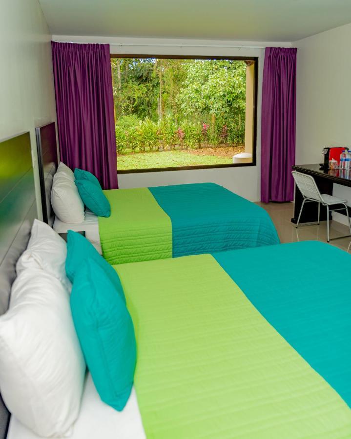 Hotel Los Rios Guácimo Esterno foto