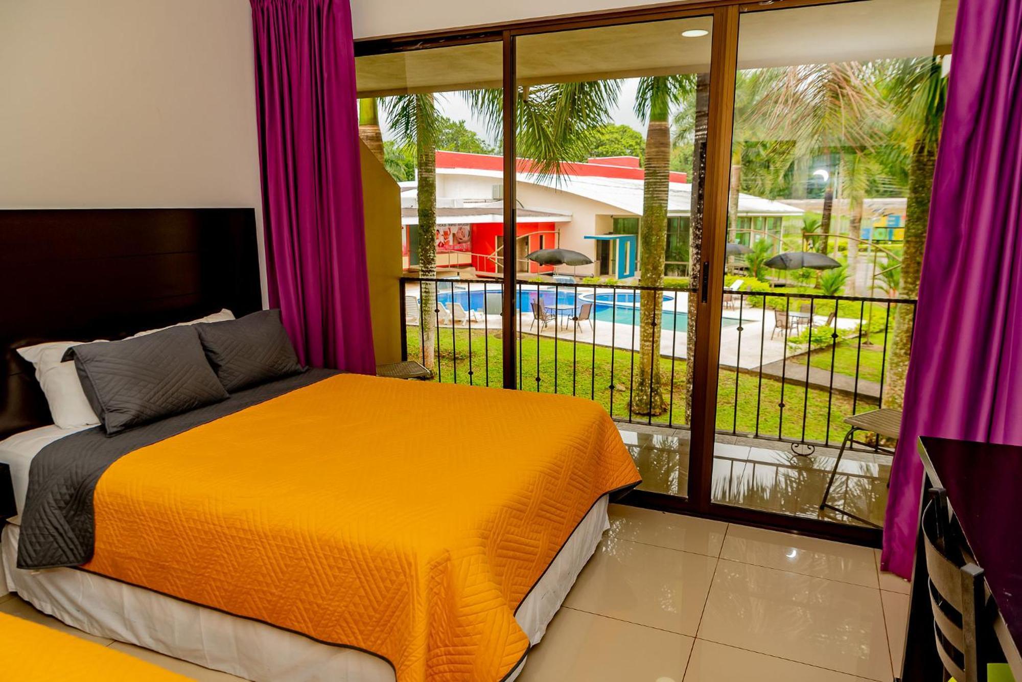 Hotel Los Rios Guácimo Esterno foto