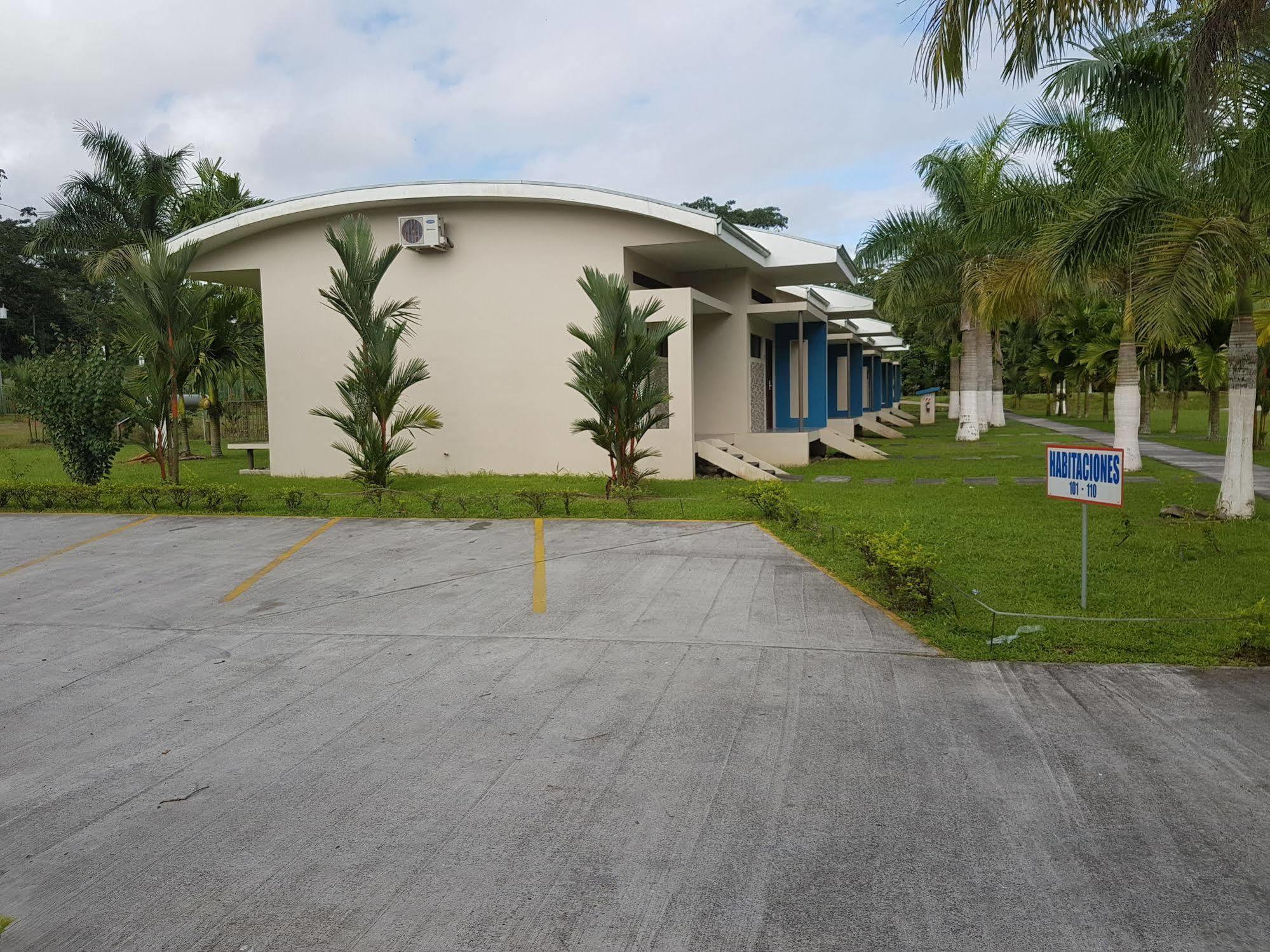 Hotel Los Rios Guácimo Esterno foto